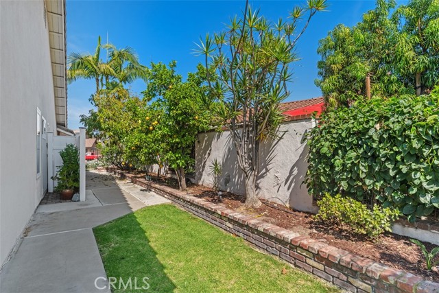 Detail Gallery Image 36 of 38 For 6022 Toyon Terrace, Yorba Linda,  CA 92886 - 4 Beds | 2/1 Baths