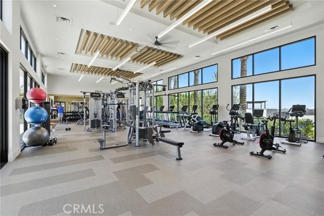 15 Remy Lane, Montebello CA: https://media.crmls.org/medias/255f86fd-b4f1-4766-91b4-15175e76b776.jpg
