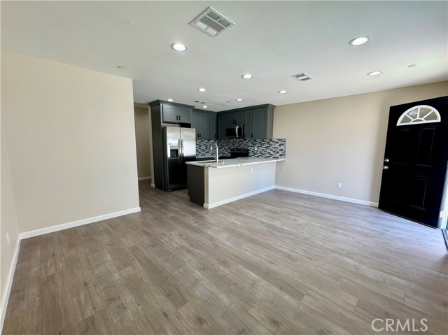 13929 Aztec Street, Sylmar CA: https://media.crmls.org/medias/25604983-e92b-42e7-962b-0a2d87397d9f.jpg