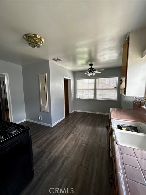 2914 Missouri Avenue, South Gate CA: https://media.crmls.org/medias/256100a2-505d-4932-8695-71e14fcaf1a5.jpg