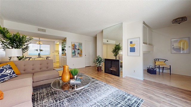 630 East Garfield Avenue, 4 photo 7