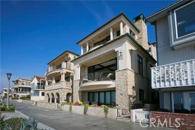 Detail Gallery Image 3 of 29 For 1712 the Strand, Manhattan Beach,  CA 90266 - 4 Beds | 5 Baths