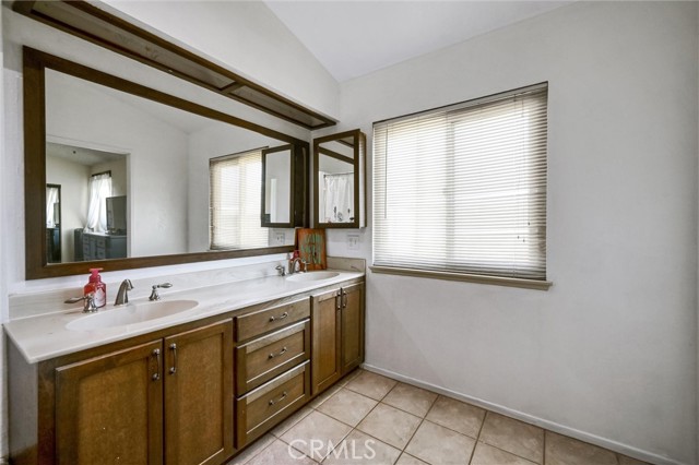 Detail Gallery Image 14 of 31 For 25653 Palm Shadows Dr, Moreno Valley,  CA 92557 - 3 Beds | 2 Baths