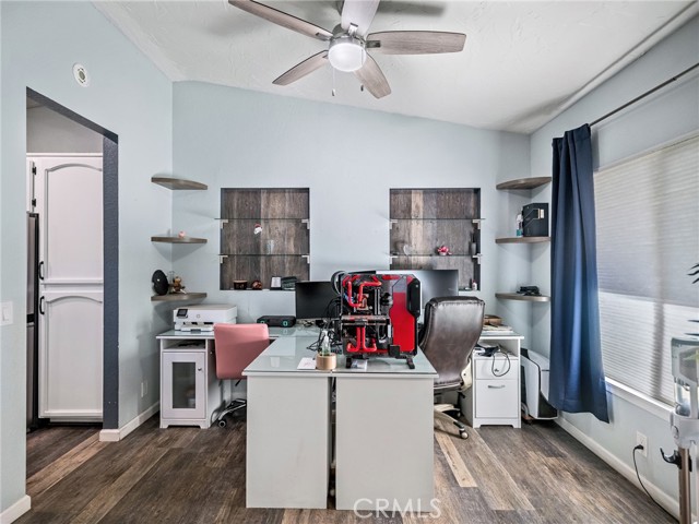 Detail Gallery Image 13 of 41 For 13826 Wawona, Apple Valley,  CA 92307 - 3 Beds | 2 Baths