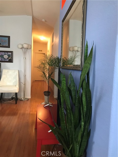 Detail Gallery Image 2 of 11 For 211 S.Beach Blvd #20,  Anaheim,  CA 92804 - 3 Beds | 2 Baths