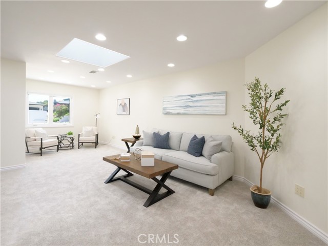 Detail Gallery Image 17 of 42 For 26235 Birchfield Ave, Rancho Palos Verdes,  CA 90275 - 3 Beds | 2/1 Baths