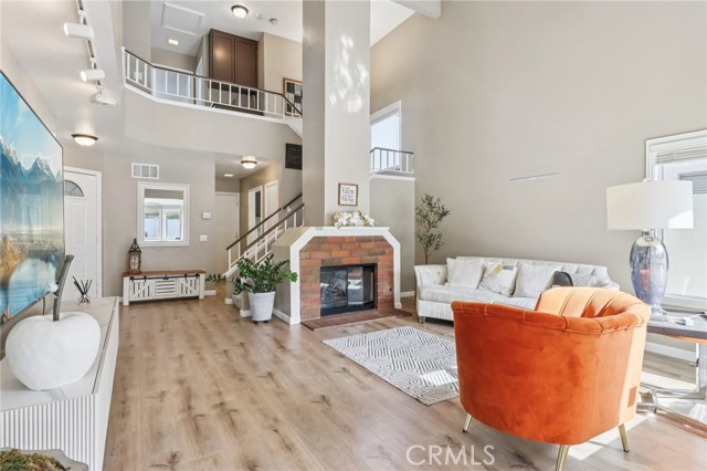 Detail Gallery Image 7 of 28 For 15413 Oak Grove Ct, Chino Hills,  CA 91709 - 3 Beds | 2/1 Baths