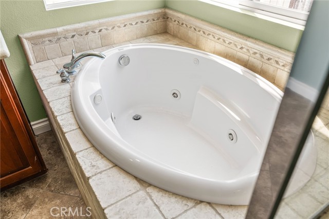 42510 Vancouver Place, Murrieta CA: https://media.crmls.org/medias/2563ea75-8c09-48ae-b10b-a549264ad4d7.jpg