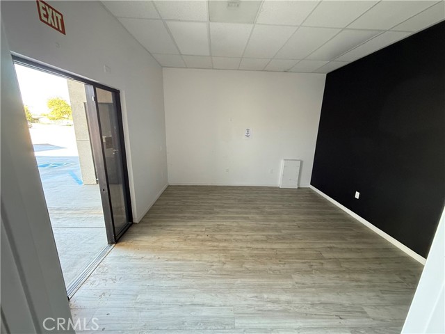 Image 3 of 6 For 9072 California City Blvd