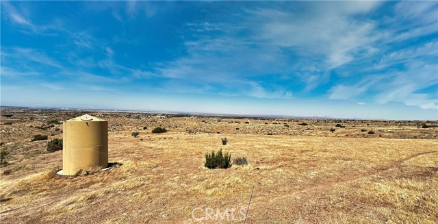 Detail Gallery Image 4 of 8 For 1 Small Rd., Palmdale,  CA 93550 - – Beds | – Baths