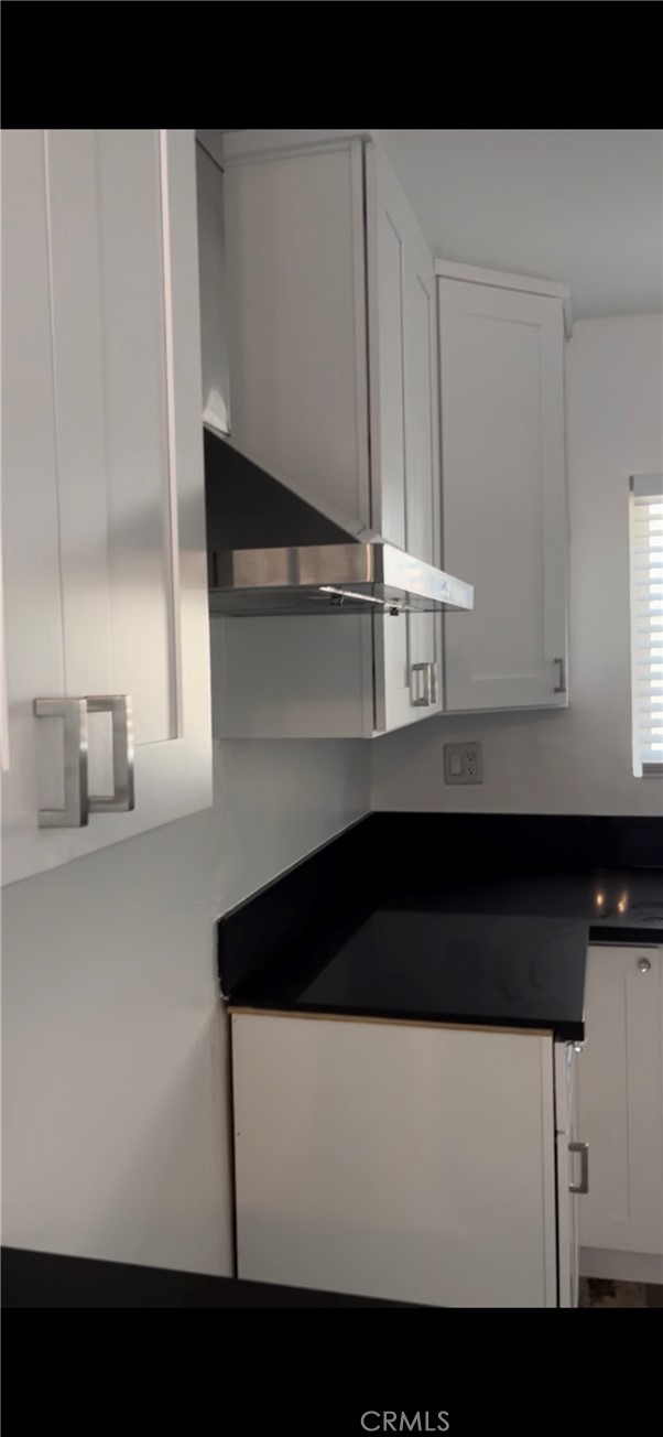 Detail Gallery Image 6 of 13 For 339 W Poplar St, Compton,  CA 90220 - 3 Beds | 1 Baths