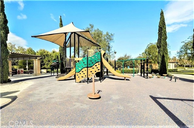 176 Overbrook, Irvine CA: https://media.crmls.org/medias/2564b827-9b64-4cdc-a15d-fc8d8509e4c2.jpg