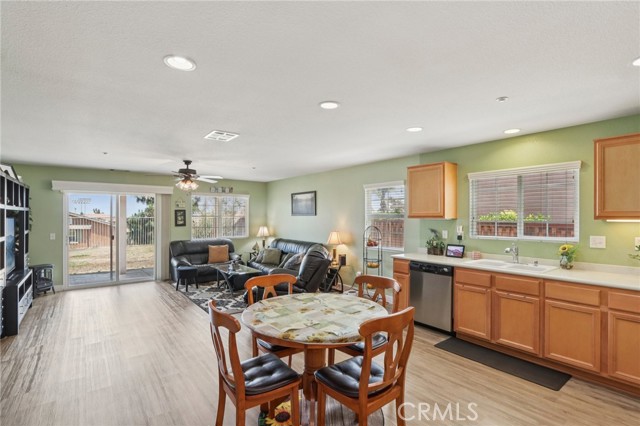 Detail Gallery Image 10 of 31 For 18418 Whitewater, Riverside,  CA 92508 - 4 Beds | 2/1 Baths