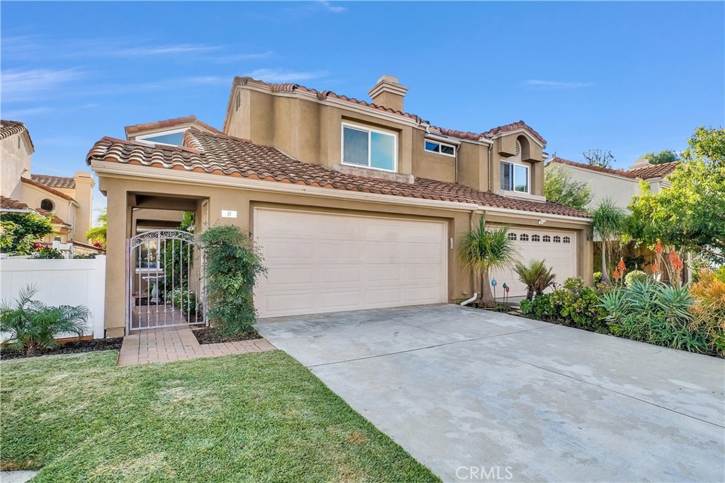 Nestled in the heart of Laguna Niguel. This highly upgraded townhouse will be sure to please even the most selective buyers in todays market. The newly remodeled kitchen and cozy family room with fireplace are perfect for intimate get togethers. One of the best features about this unit is the fact that it has a spacious back yard and patio. The over 1440 sqft of living space features 3 bedrooms and 2.5 baths is just right for your family. There is a key attention to detail throughout this home and there is a clear difference in the quality of theses renovations and upgrades.