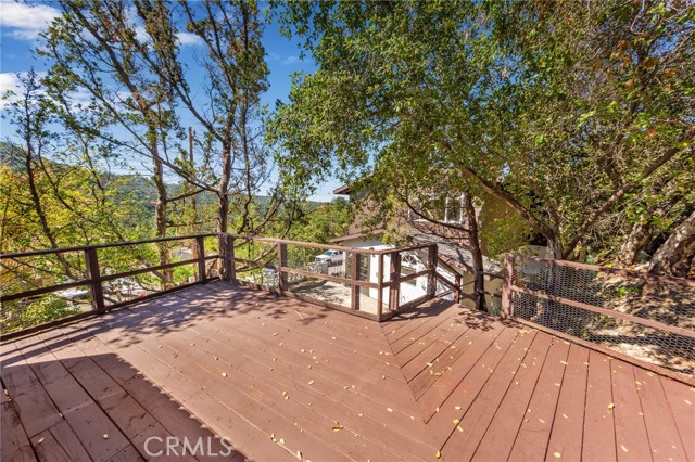 Detail Gallery Image 31 of 31 For 1731 Golf Club Dr, Glendale,  CA 91206 - 3 Beds | 3 Baths