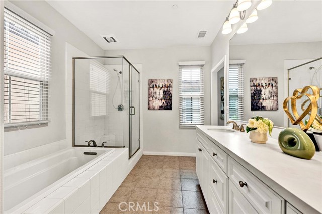 Detail Gallery Image 15 of 30 For 54 Talisman, Irvine,  CA 92620 - 3 Beds | 3/1 Baths