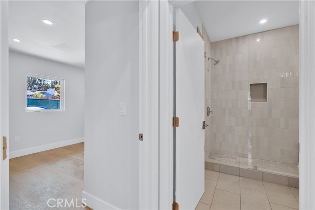 1022 Grant Street, Santa Monica CA: https://media.crmls.org/medias/256748ad-e40b-4835-a91b-32dcf1e6b3ef.jpg