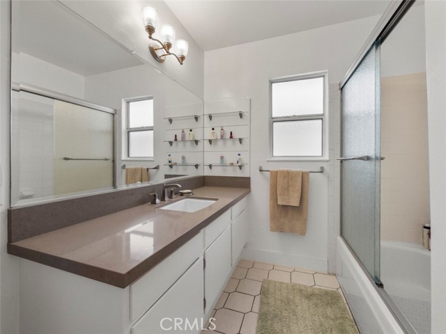 25677e20 Ef9f 4d15 86f8 Cfc2c9b9fc52