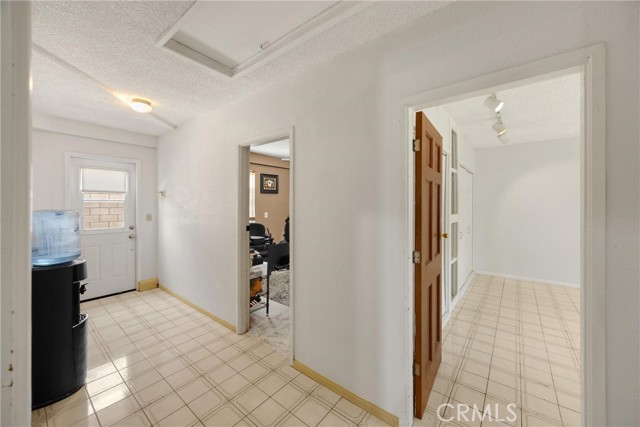 Image 37 of 64 For 8291 Jennet Street