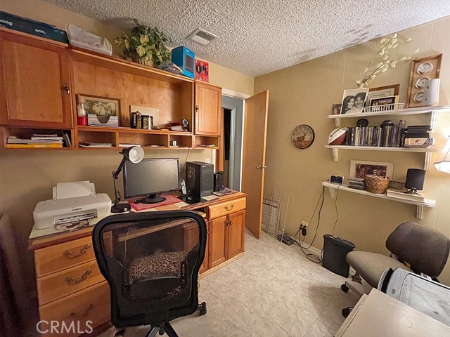 Detail Gallery Image 7 of 13 For 21100 State St #16,  San Jacinto,  CA 92583 - 3 Beds | 2 Baths