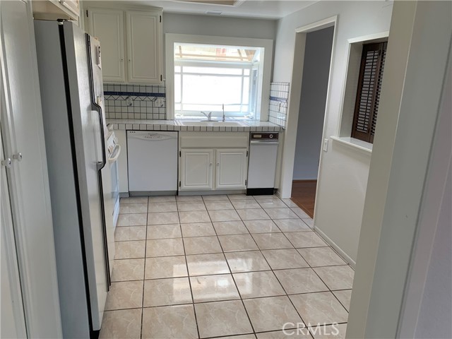 28258 Zarza, Mission Viejo CA: https://media.crmls.org/medias/2567da61-3ce1-4132-948e-050877262f23.jpg