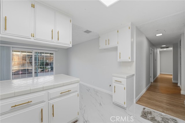 Detail Gallery Image 7 of 54 For 6255 Mitchell, Riverside,  CA 92505 - 4 Beds | 2 Baths