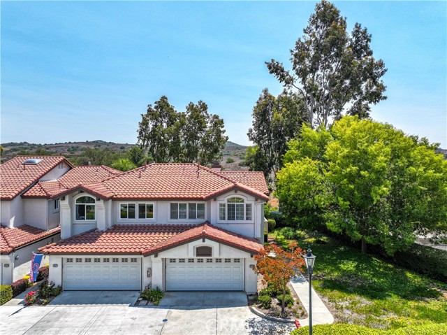 180 Via Lampara, Rancho Santa Margarita CA: https://media.crmls.org/medias/25689952-e294-4ee3-8f42-10a03e7fead4.jpg