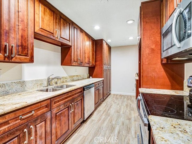 Detail Gallery Image 21 of 44 For 2929 Waverly, Los Feliz,  CA 90039 - 1 Beds | 2 Baths