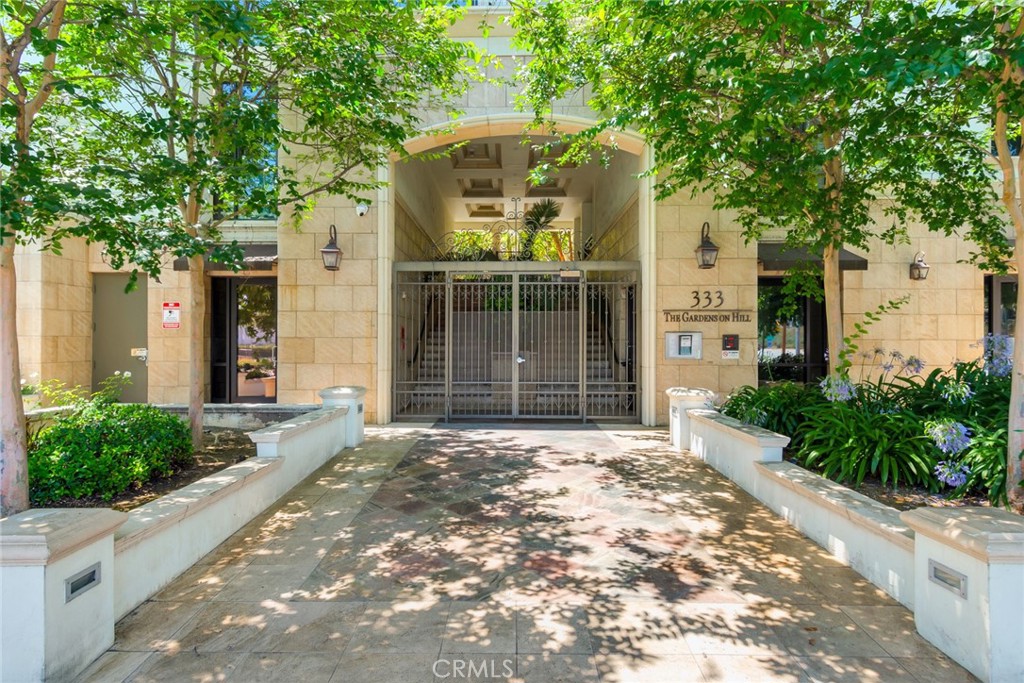 333 N Hill Avenue #305