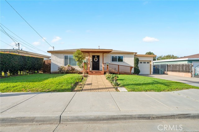 Detail Gallery Image 2 of 52 For 1144 Dixon, Chula Vista,  CA 91911 - 3 Beds | 1 Baths