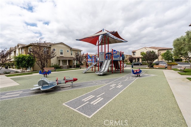 Detail Gallery Image 32 of 36 For 16028 Voyager Ave, Chino,  CA 91708 - 3 Beds | 2/1 Baths