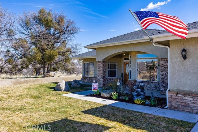 Detail Gallery Image 6 of 49 For 22104 Mccarthy Dr, Tehachapi,  CA 93561 - 3 Beds | 2 Baths