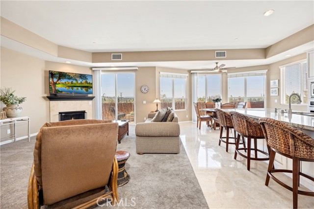 556 Via Pueblo, Riverside CA: https://media.crmls.org/medias/2569e1ca-a03f-4678-a96d-8ba00d8738f4.jpg