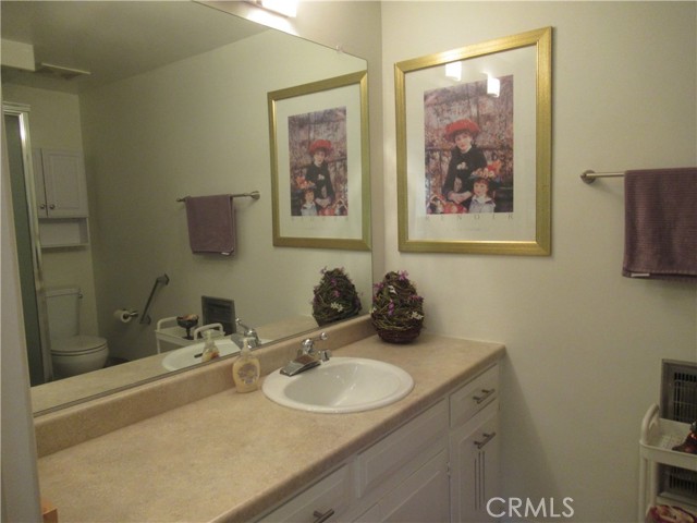 Detail Gallery Image 25 of 27 For 1860 St. John Rd #15-32m, Seal Beach,  CA 90740 - 2 Beds | 2 Baths