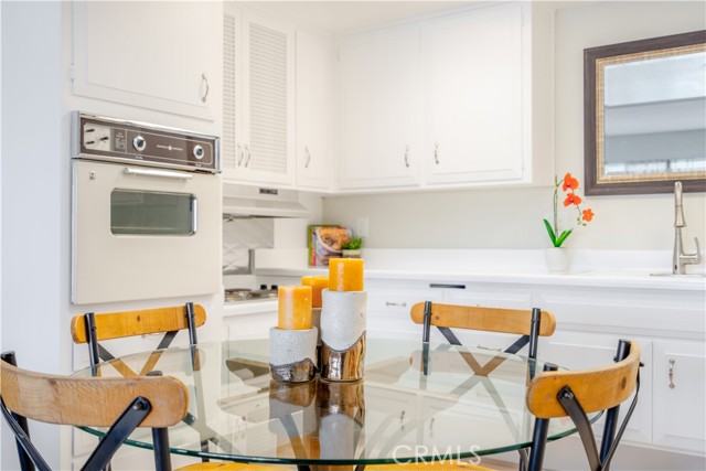 Detail Gallery Image 2 of 40 For 13120 Saint Andrews Dr # 240 D,  Seal Beach,  CA 90740 - 2 Beds | 1 Baths