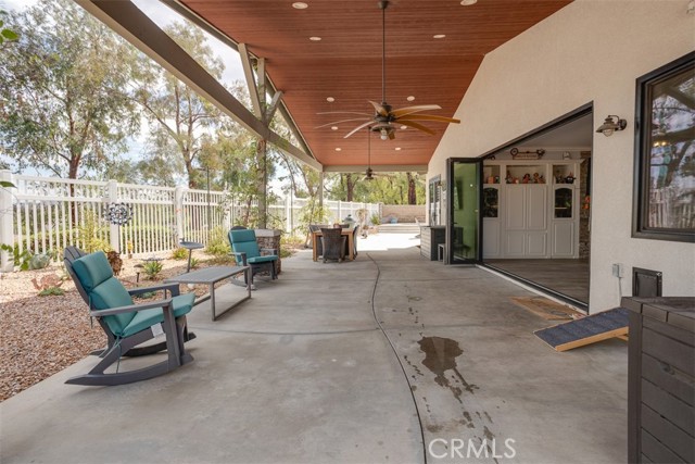 4225 W Riviera, Corona CA: https://media.crmls.org/medias/256c1569-657c-44e4-8457-dcdb656791f4.jpg