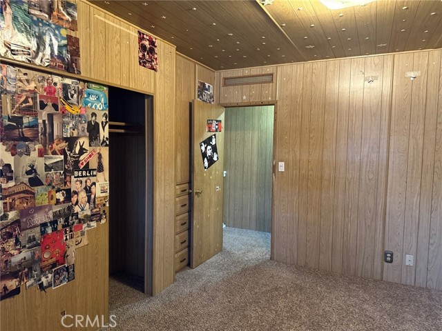 9080 Bloomfield Ave Avenue, Cypress CA: https://media.crmls.org/medias/256c25cc-edb4-4877-99e4-4765dfd68c98.jpg