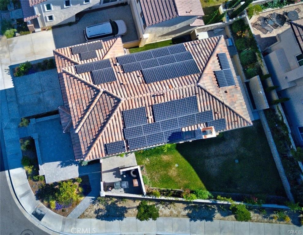 https://media.crmls.org/medias/256d30f4-410e-44c9-af8c-27ff5dd9bd23.jpg?preset=X-Large