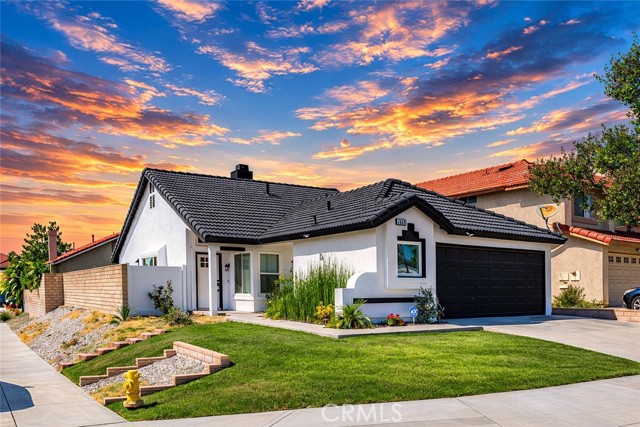 Detail Gallery Image 2 of 44 For 7652 Plumaria, Fontana,  CA 92336 - 3 Beds | 2 Baths