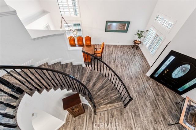 Detail Gallery Image 8 of 53 For 31885 Old Oak Rd, Rancho Santa Margarita,  CA 92679 - 5 Beds | 3 Baths