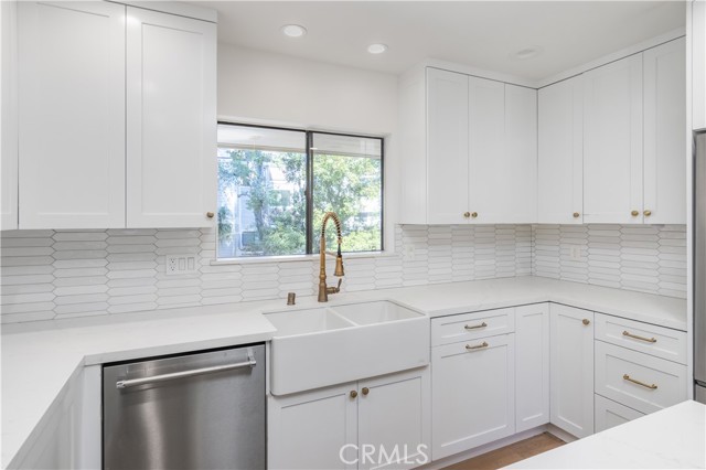 Detail Gallery Image 10 of 24 For 1234 S Westlake, Westlake Village,  CA 91361 - 2 Beds | 2/1 Baths