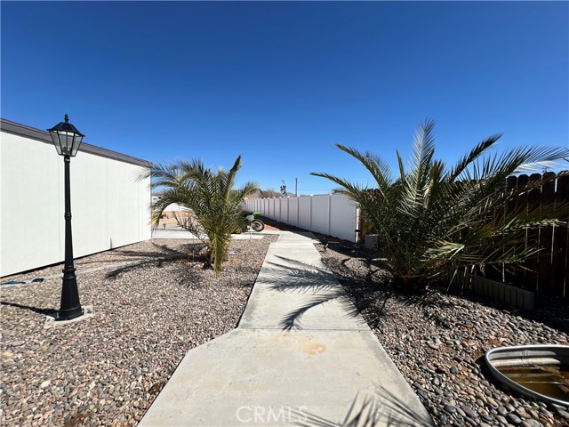 Detail Gallery Image 49 of 59 For 15245 Apache Rd, Apple Valley,  CA 92307 - 3 Beds | 2 Baths