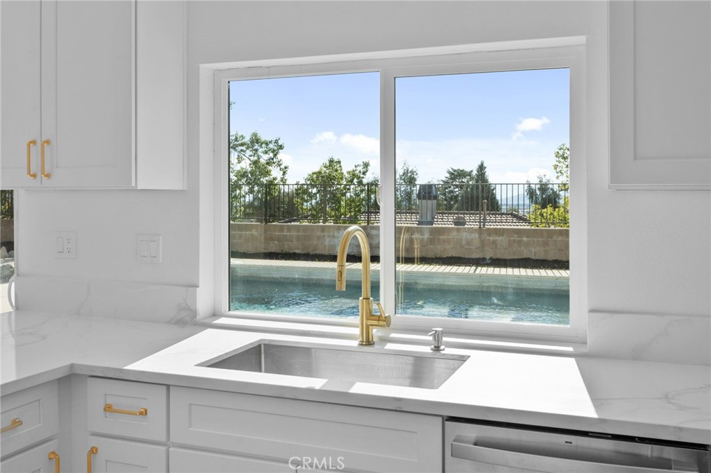 MLS #CV25270574 image #9