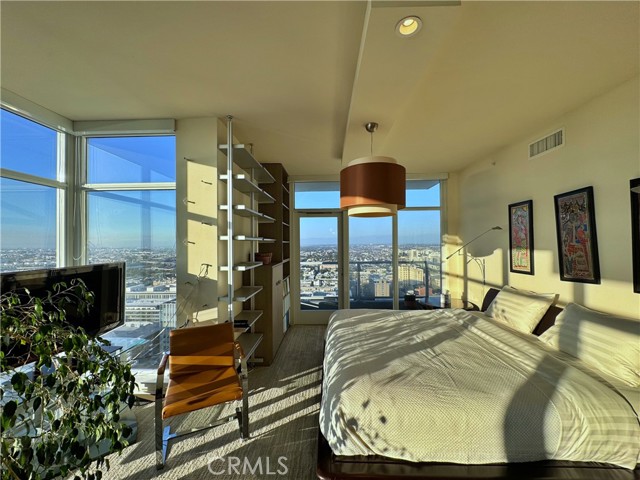 Detail Gallery Image 32 of 39 For 400 W Ocean, Long Beach,  CA 90802 - 2 Beds | 2 Baths