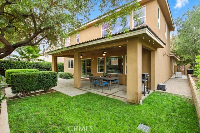 3993 Black Cottonwood Way, San Bernardino CA: https://media.crmls.org/medias/2572425a-21e2-44d1-8458-e92e7cdd854a.jpg