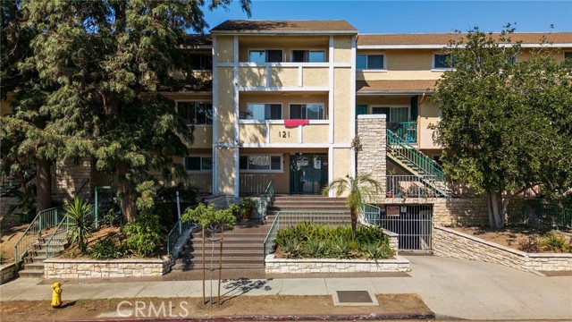 Detail Gallery Image 23 of 54 For 121 Sinclair Ave #207,  Glendale,  CA 91206 - 2 Beds | 2 Baths