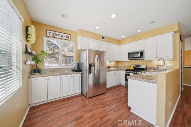 Detail Gallery Image 15 of 35 For 33560 Willow Haven Ln #105,  Murrieta,  CA 92563 - 3 Beds | 3/1 Baths