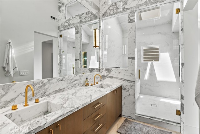Detail Gallery Image 22 of 36 For 211 Topaz Ave, Newport Beach,  CA 92662 - 3 Beds | 3/1 Baths