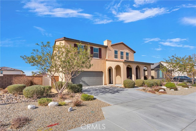 Detail Gallery Image 3 of 43 For 15136 Onyx Rd, Victorville,  CA 92394 - 4 Beds | 2/1 Baths