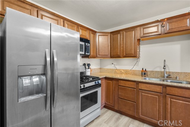 Detail Gallery Image 20 of 43 For 31363 the Old Road, Castaic,  CA 91384 - 3 Beds | 2/1 Baths